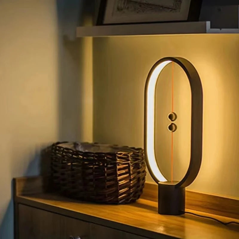 Luminária USB Levitação - Pine.D
